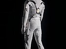 Skafandr pro astronauty mise Artemis IV