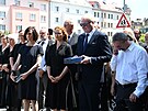 Poslední rozlou�ení se Zde�kou Ma�ínovou, dcerou generála, odbojá�e z druhé...