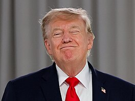 Americký prezident Donald Trump na summitu skupiny G7 v Evian-les-Bains (16....