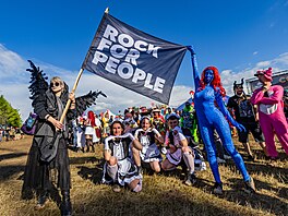 Okostýmovaní náv�t�vnícina festivalu Rock for People (11. �ervna 2026, Hradec...