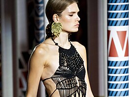 Model bei der Dolores Cort� s Fashion Show auf der Mercedes-Benz Fashion Week...