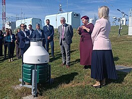 Atmosférická observato� Ko�etice na Pelh�imovsku. Zde prezidentský pár zahájil...