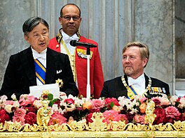 Japonský císa� Naruhito a nizozemský král Willem-Alexander b�hem státního...
