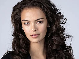 Finalistka Miss Universe �esko 2026 Sophia Maria Osako