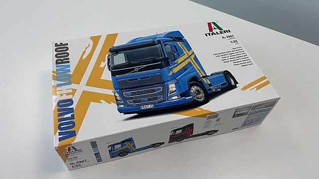 Plastiková stavebnice tahače Volvo od firmy Italeri
