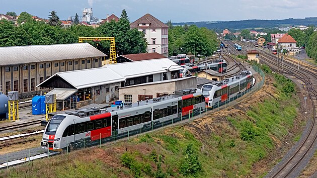 Nov&eacute; vozy RegioFox ve flotile Pražsk&eacute; integrovan&eacute; dopravy. (červen 2026)
