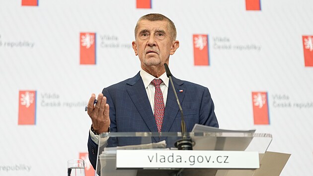 Po jedn�n� vl�dy, kter� odsouhlasila zru�en� poplatk� pro �eskou televizi a Rozhlas, prob�hla tiskov� konference. Na sn�mku premi�r Andrej Babi�. (15. �ervna 2026)