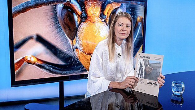 Hostem po�adu Rozst�el je Helena Prokov�, v�ela�ka a mezin�rodn� koordin�torka projektu studuj�c�ho Sr�e� asijskou.