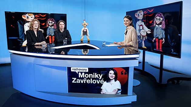 Hosty po�adu Rozhovory Moniky Zav�elov� jsou �editelka Divadla S+H Denisa Kirschnerov� a Martin Trecha, sou�asn� interpret Spejbla a Hurv�nka.