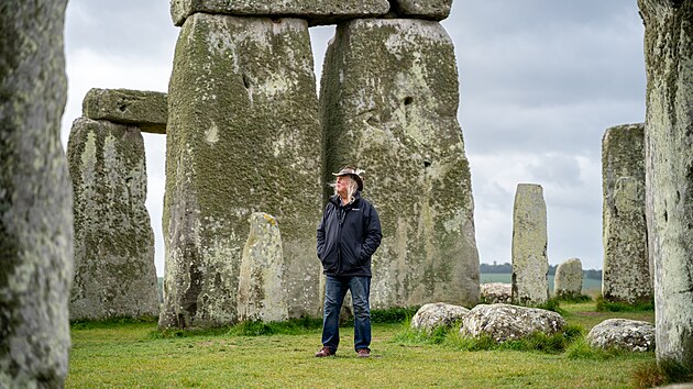 Na fotografii, kterou poskytla organizace Wessex Archaeology, je zachycen...