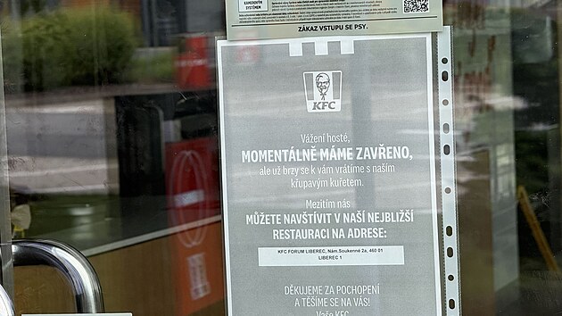 Fastfoodov� �et�zec KFC o v�kendu musel zav��t n�kter� sv� prodejny v �esku. Na sn�mku pobo�ka v Liberci. (14. �ervna 2026)