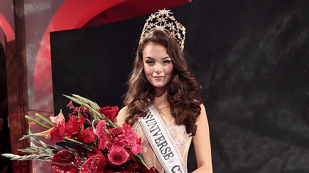 Miss Universe �esko 2026 se stala Sophia Maria Osako (16. �ervna 2026)