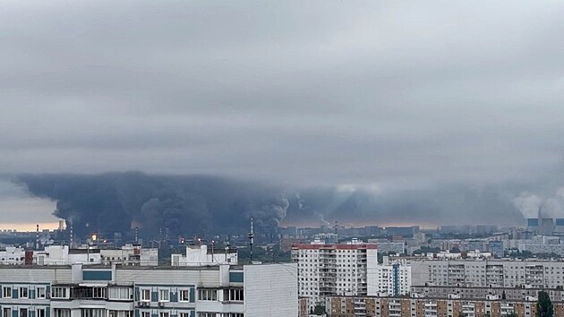 Ukrajinsk� drony zas�hly rafinerii v Moskv�. (18. �ervna 2026)
