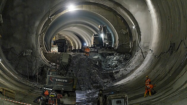 Pohled do obratov�ho tunelu za stanic� Pankr�c D.