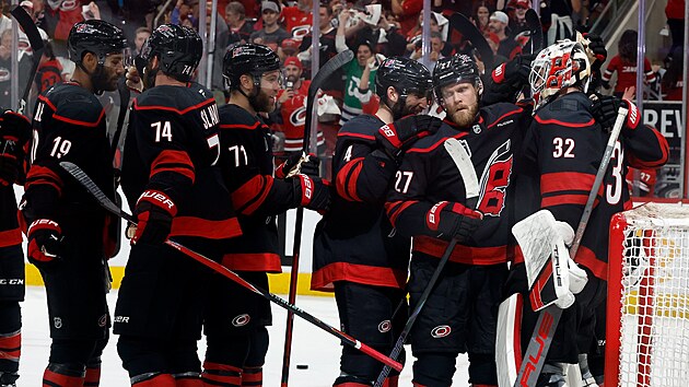 Futbolcu Haaland da NHL finalini izledi