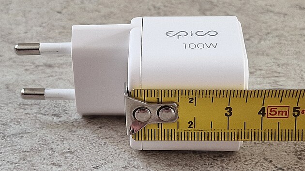 Nejmen�� 100W USB-C nab�je�ka