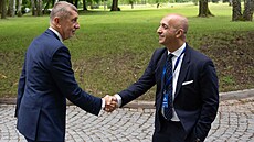 Premiér Andrej Babi� (ANO) a �éf firmy Novo Nordisk Maziar Mike Doustdar na...