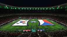 Pohled na stadion v Guadalaja�e t�sn� p�ed nástupem tým� �eska a Ji�ní Koreji.