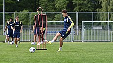 Zlín�tí fotbalisté za�ali letní p�ípravu se dv�ma posilami. Na snímku úto�ník...