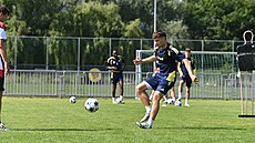 Zlín�tí fotbalisté za�ali letní p�ípravu se dv�ma posilami. S mí�em slovenský...