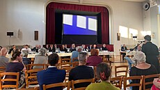 Ve�ejné projednání konané kv�li t�b� lithia na Cínovci. (17. �ervna 2026)
