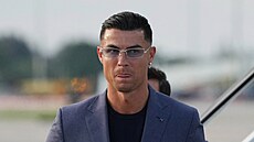 Portugalci p�ilet�li do d�ji�t� fotbalového mistrovství sv�ta, z letadla...