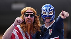 Zahajovací ceremoniál v Los Angeles p�ed zápasem domácích USA s Paraguayí. (13....
