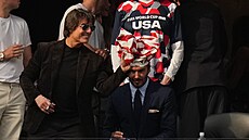 Zahajovací ceremoniál v Los Angeles p�ed zápasem domácích USA s Paraguayí. Na...