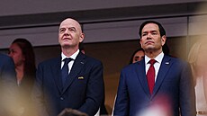 Zahajovací ceremoniál v Los Angeles p�ed zápasem domácích USA s Paraguayí....