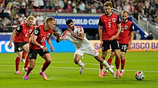 Nizár ar-Ra�dán bojuje o mí� v pokutovém území Rakouska.