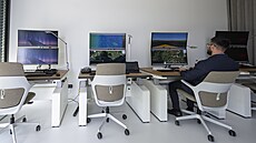 �eský výrobce bezpilotních letadel Primoco UAV otev�el na leti�ti u Písku...