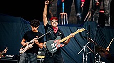 Tom Morello se synem Romanem na Rock for People (12. �ervna 2026).