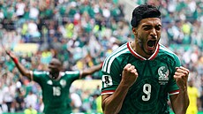 Mexický úto�ník Raúl Jiménez se raduje ze svého gólu v úvodním zápase MS 2026.