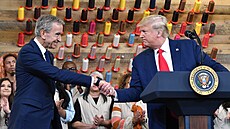 Bernard Arnault, dlouhodobý p�ítel Donalda Trumpa, pat�í mezi nejbohat�í lidi...