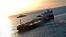 Britové se v Laman�ském pr�livu zmocnili tankeru z ruské stínové flotily (14....
