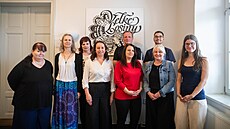 Vesnicí Olomouckého kraje roku 2026 jsou Velké Losiny. Na snímku zam�stnanci...