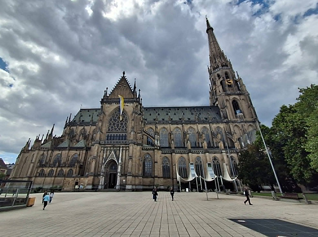 Mariendom je nejv�t��m kostelem v cel�m Rakousku (24. �ervna 2026).
