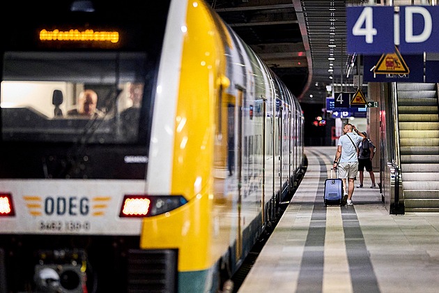 Vlaky v Německu zastavila porucha GSM-R. Několik hodin stálo úplně všechno