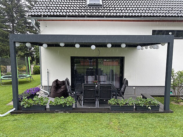 Hlin�kov� pergola