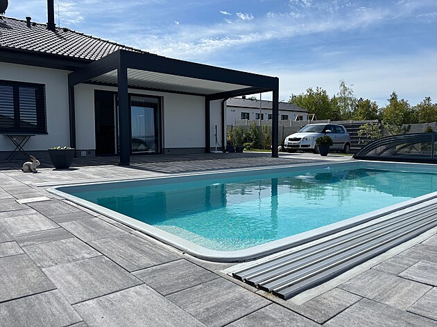 Hlin�kov� pergola
