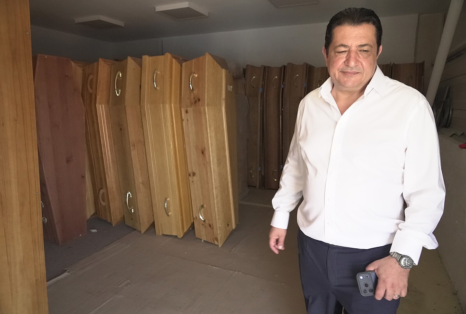 Pařížské márnice jsou po vlně veder plné, lidé marně shánějí místo pro zesnulé