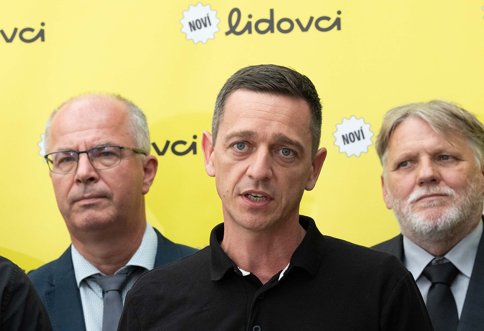 Lidovci chtějí vyvolat hlasování o nedůvěře Babišově vládě, řekl Grolich