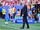 Skotský trenér Steve Clarke u postranní �áry b�hem zápasu proti Maroku.
