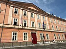 Policie kv�li hledanému ozbrojenému mu�i hlídá preventivn� budovy ministerstva...