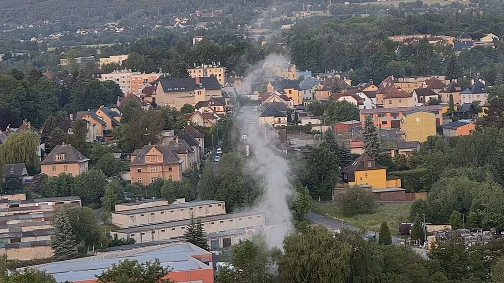 Místní si na zápach st�ují n�kolik let. Stí�nost i s fotografiemi poslali na...