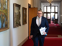 Na jednání vlády p�ichází ministr práce Ale� Juchelka (ANO). Premiér Andrej...