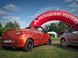 Mitsubishi kempování v Kempu Fousek v Dráchov�