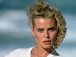 M�la sex-appeal i charisma. Do sv�ta módy vtrhla okouzlující blondýnka...