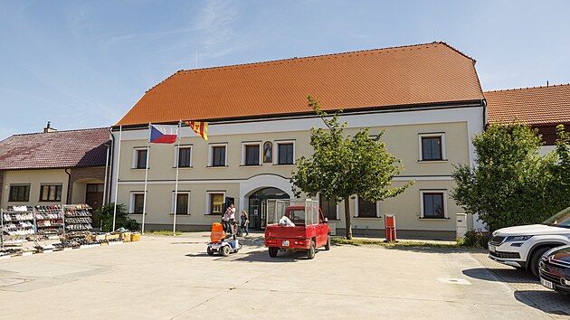 Tehdy a dnes. Před pěti lety se několika obcemi na jižn&iacute; Moravě prohnalo...