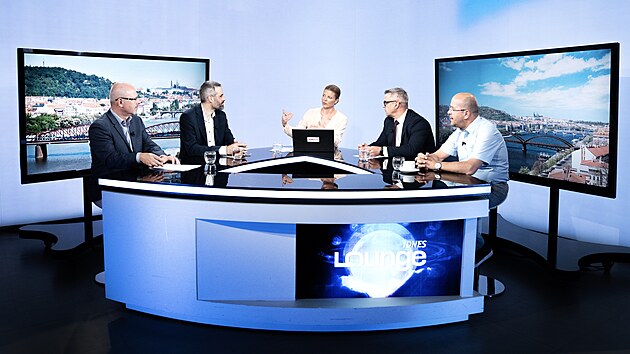 Sentiment a realita. Pro� je oprava mostu na V�toni podle in�en�r� drah� hazard?